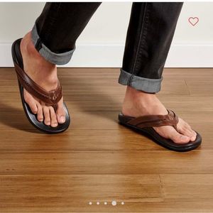 Olukai Mea Ola mens leather beach sandals